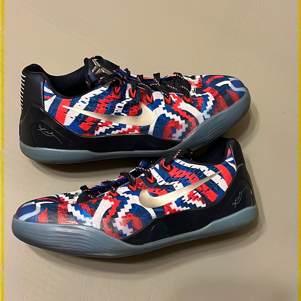 Kobe 9 “Independence Day”